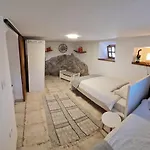 아파트 Apartma Pri Luksu