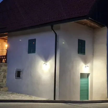 Apartment Apartma Pri Luksu *